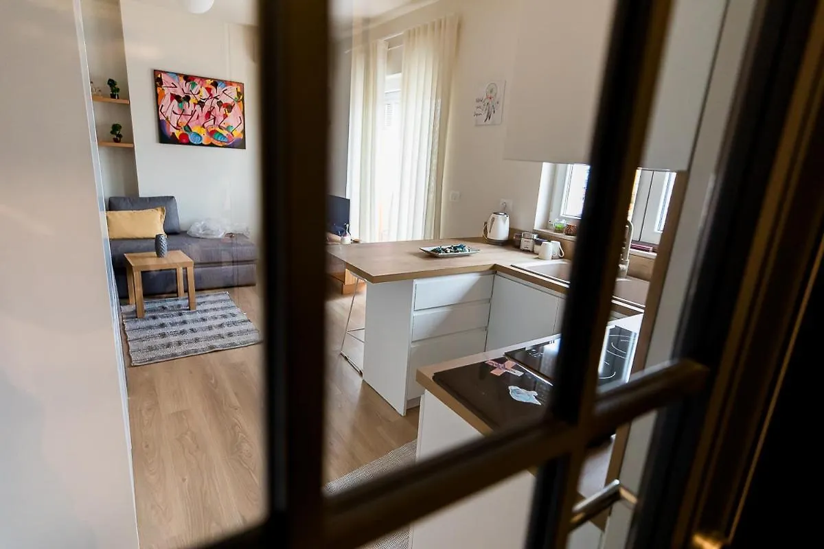 Lina - Tia, Chic Tirana Apartment Arnavutluk