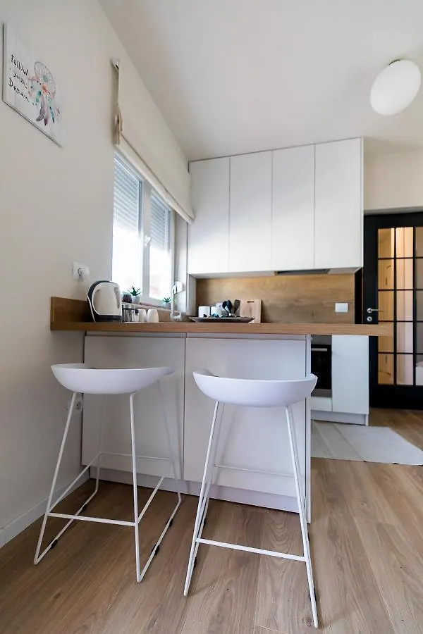 Lina - Tia, Chic Tirana Apartment